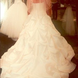 Wedding dress